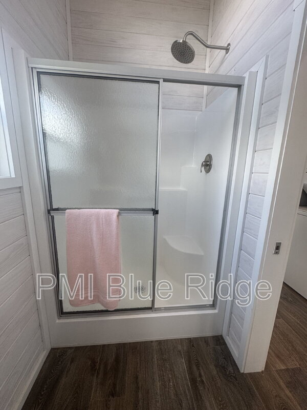 Building Photo - 57 Breezy Mdw Ln