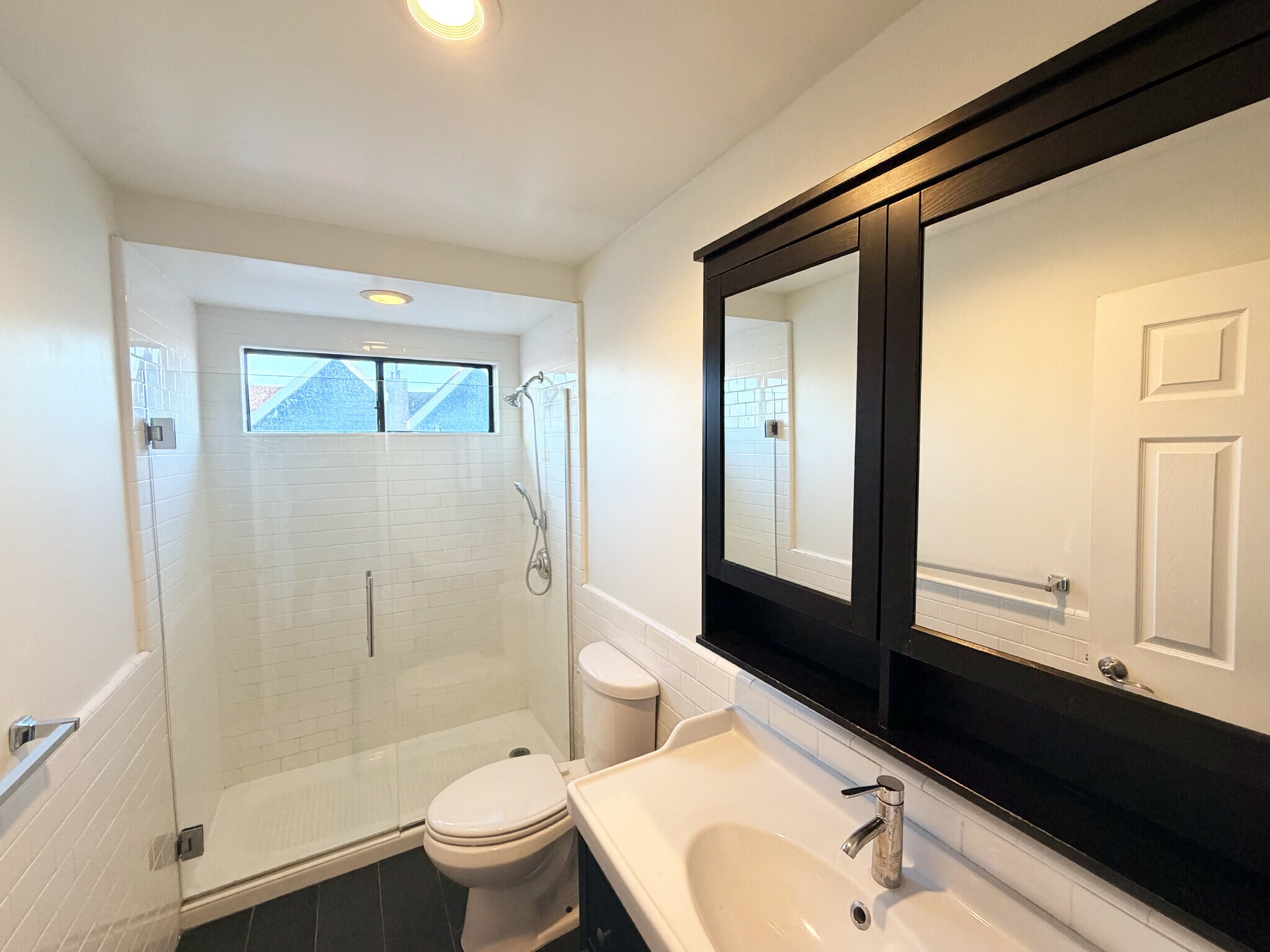 Building Photo - 7305 Milwood Ave