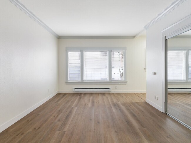 Interior Photo - 330 Cedar Avenue