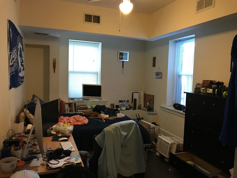 Building Photo - 1100 Beacon St