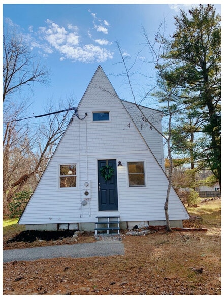 Primary Photo - 38 Old Henniker Rd