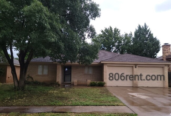 Primary Photo - Awesome 3/2/2 in Southwest Lubbock