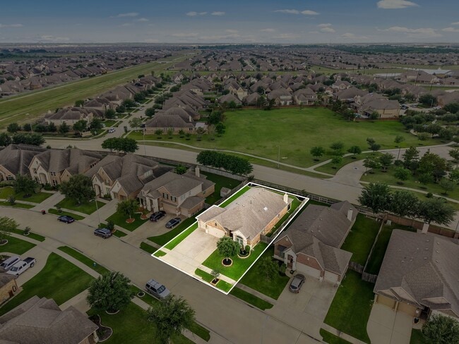 Building Photo - 4323 Cobalt Cross St