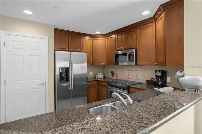 Building Photo - 7601 Cabana Ct