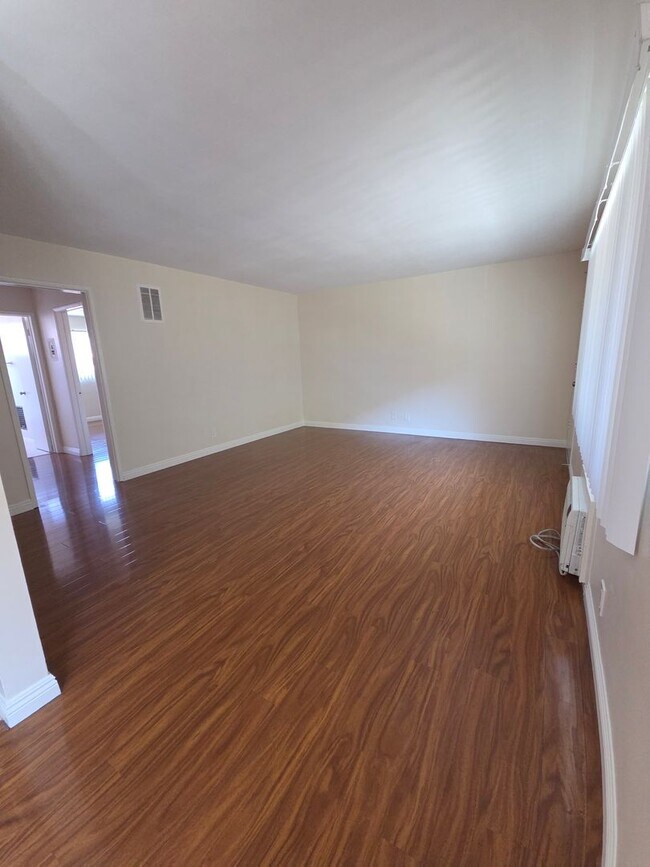 Interior Photo - #293