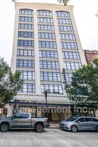 Building Photo - 116 S Gay St