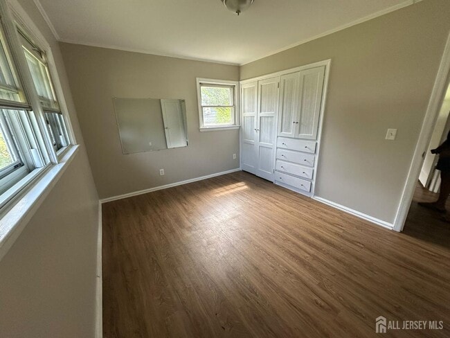 Building Photo - 1075 Fireside Ave