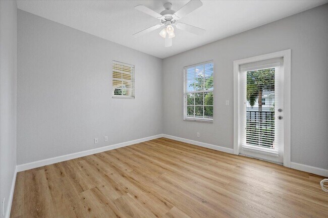 Building Photo - 1428 Barlow Ct
