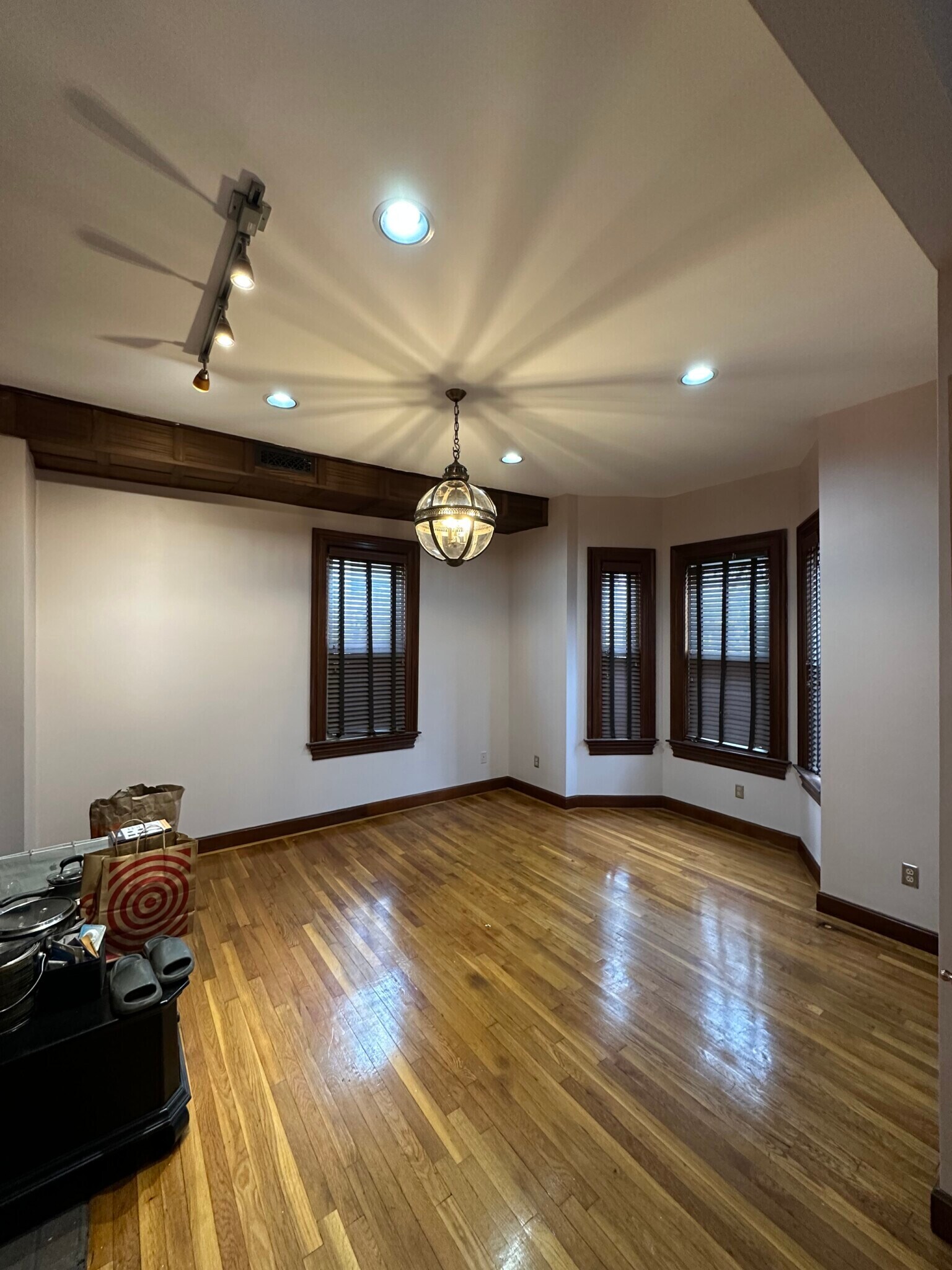 Building Photo - 18 Spring Garden St