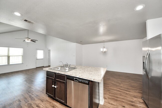 Building Photo - 20939 Wedgewood Chase Wy