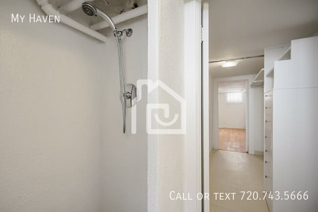 Building Photo - 771 Steele St