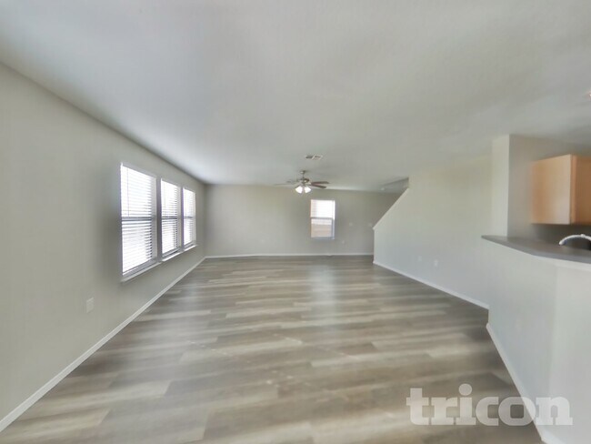 Building Photo - 5617 Victory Gallop Dr