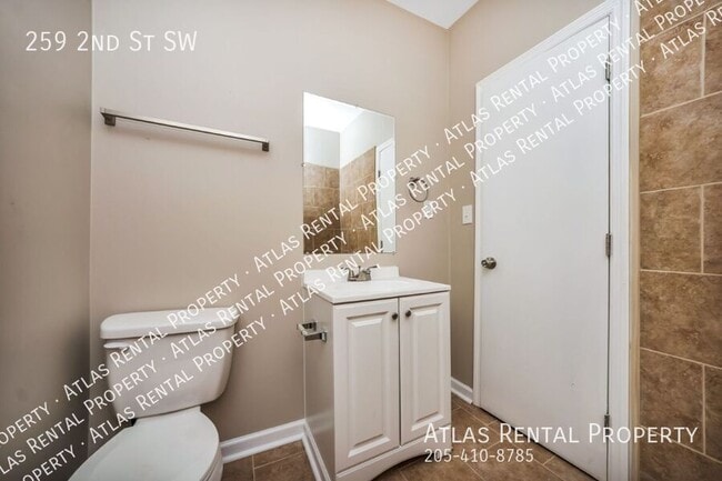 Building Photo - 259 2nd St NE