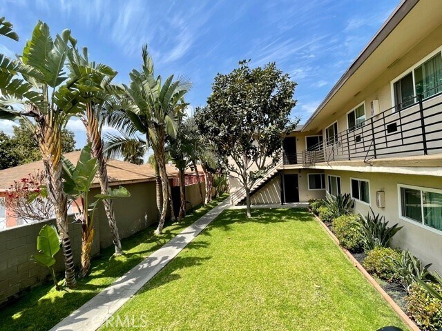 Building Photo - 12425 Harris Ave