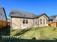 Building Photo - 24 Onteora Oaks Dr