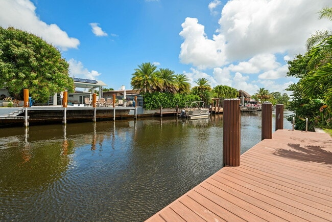 Building Photo - 2512 Sugar Loaf Ln