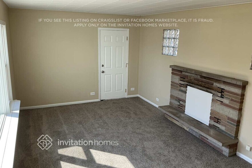 Building Photo - 9344 S 54th Ct