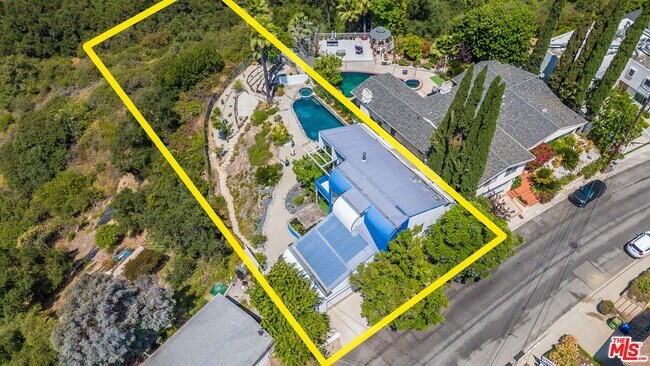 Building Photo - 2397 Nalin Dr