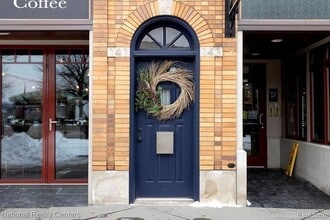 Building Photo - 143 E Main St