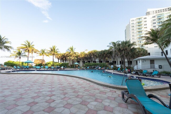 Building Photo - 3801 S Ocean Dr