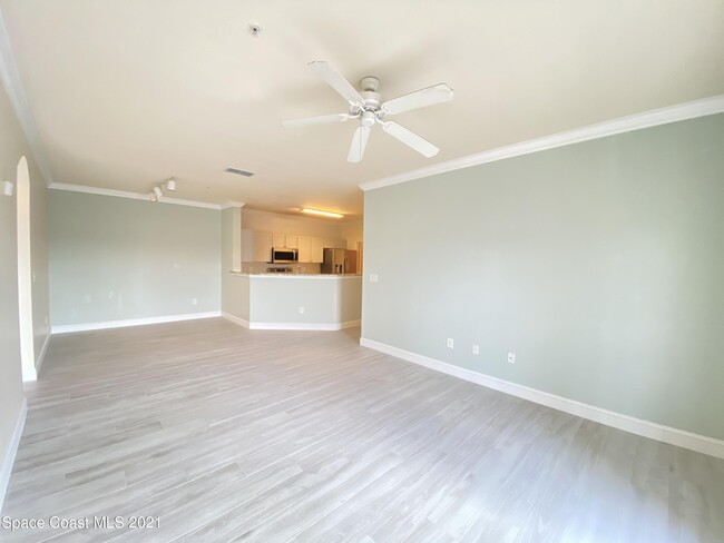 Building Photo - 6421 Borasco Dr