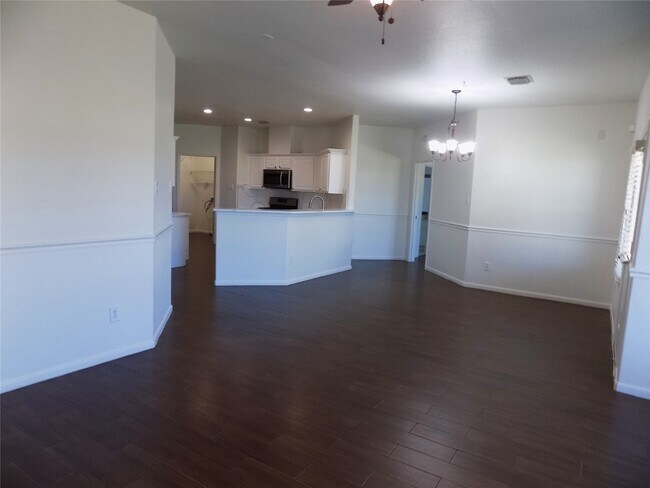 Building Photo - 1918 Appleton Dr