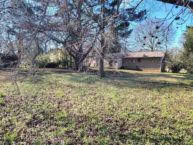 Building Photo - 4042 Jodeco Rd