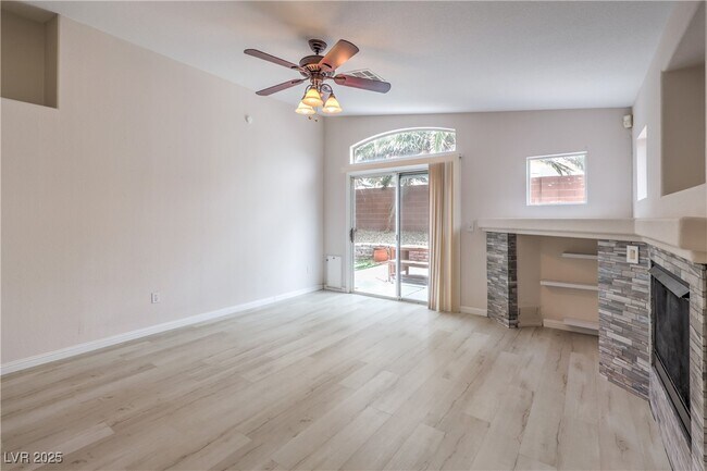 Building Photo - 8136 Shady Glen Ave