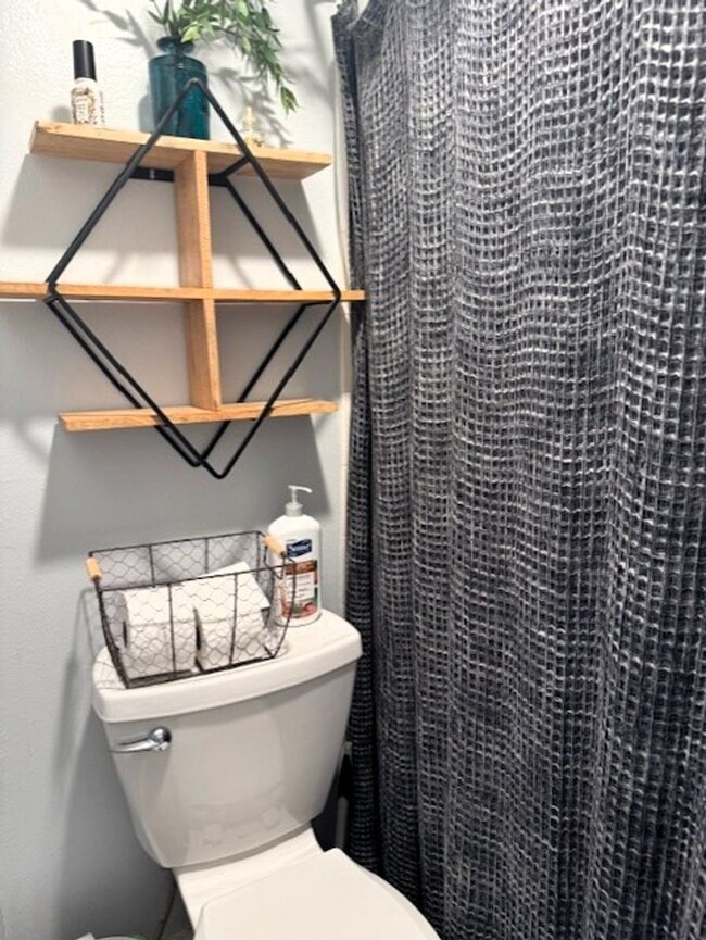 Building Photo - Move In Special! Long Term Rental- Dillon ...