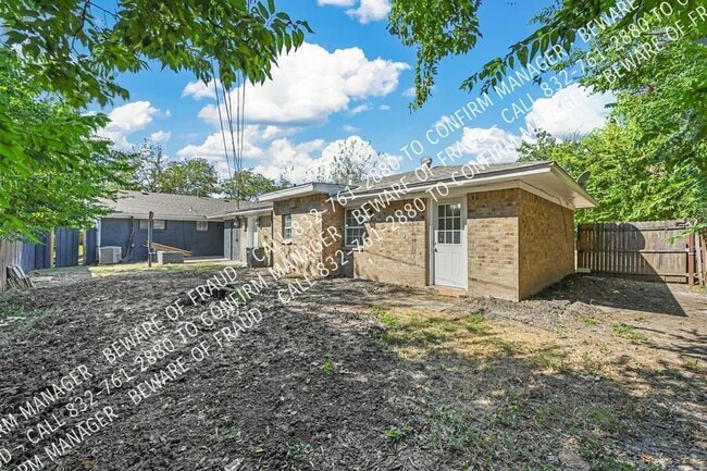 Building Photo - 2346 February Ln