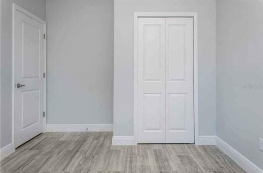 Building Photo - 1120 Dartford Dr