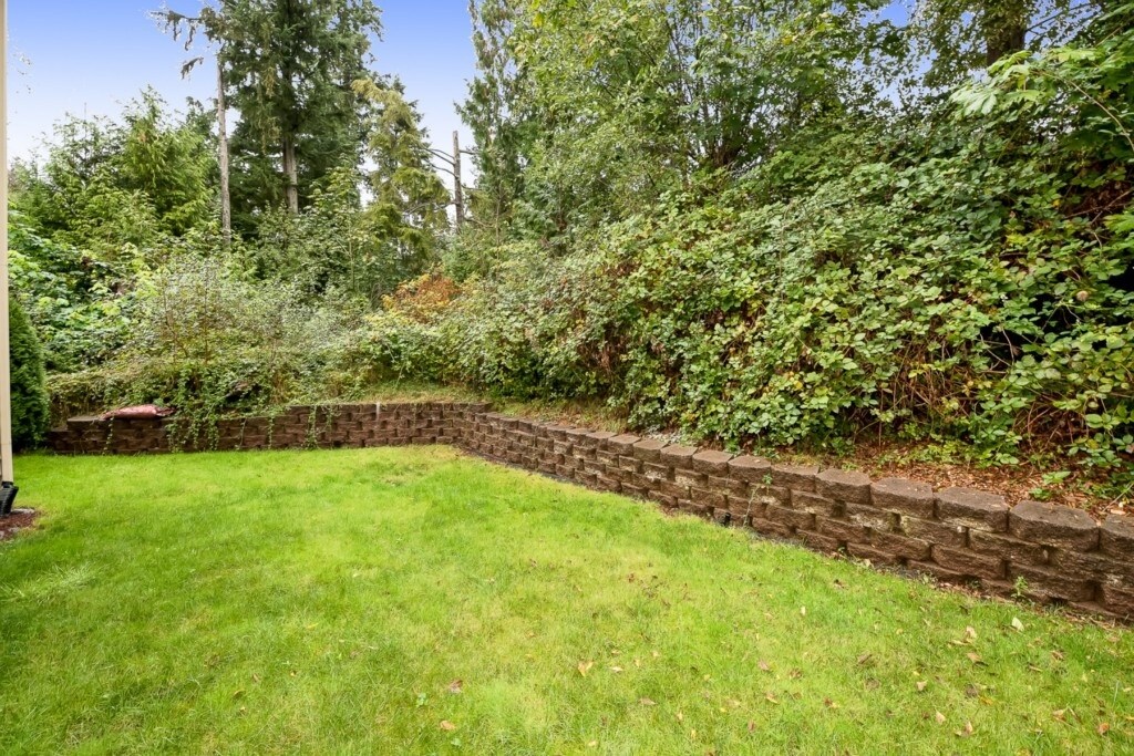 Building Photo - 9414 225th Way NE