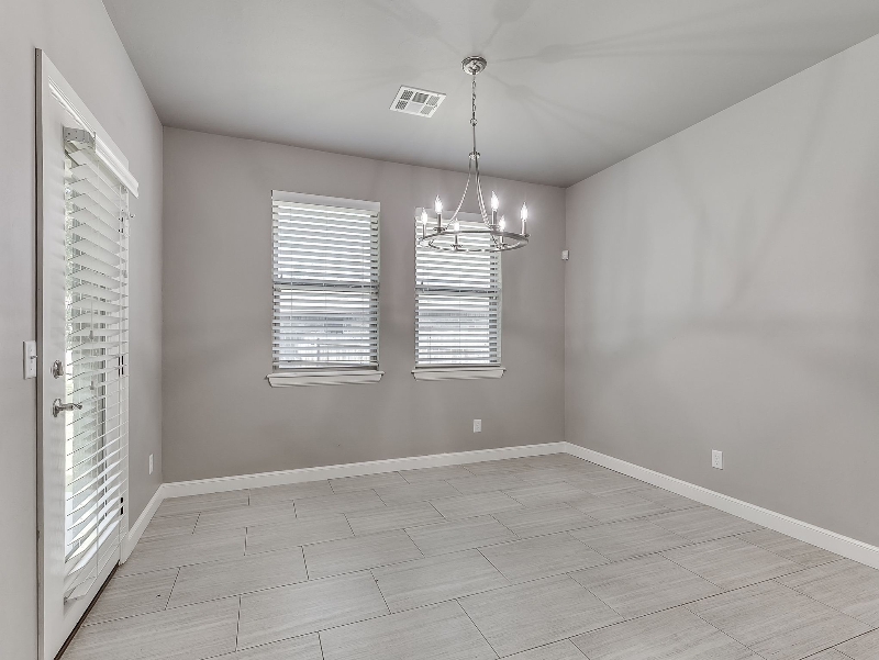 Building Photo - 2709 Pacifica Ln
