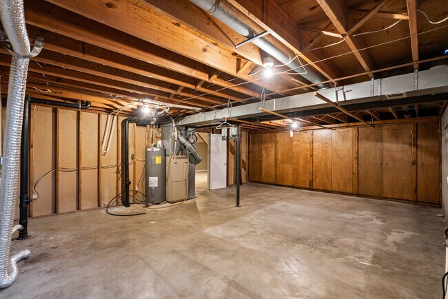 Building Photo - 4521 SW 33rd Terrace
