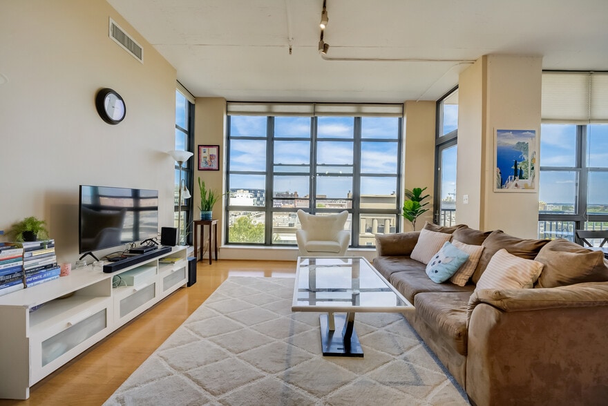Living Room - 2020 12th St NW