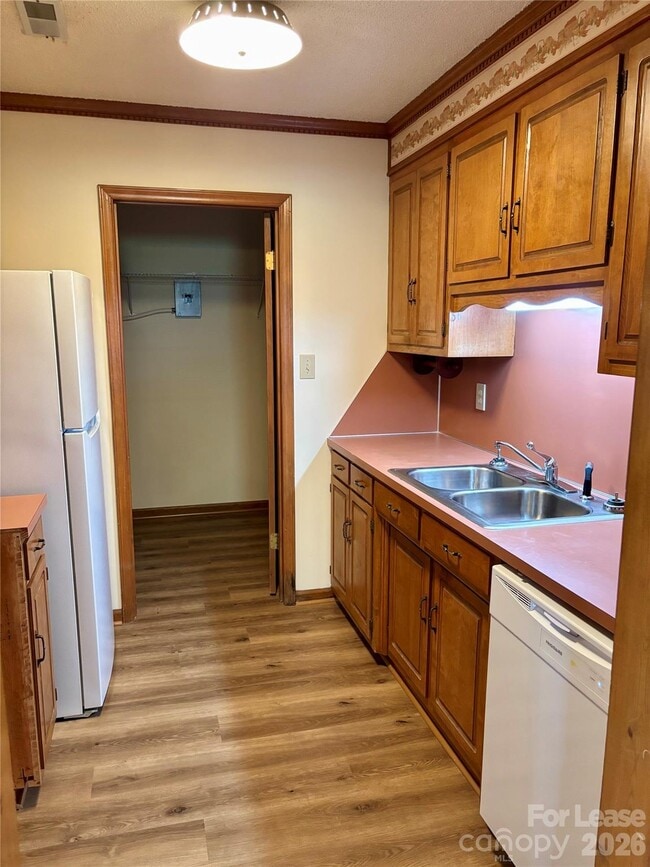 Building Photo - 1113 Peachtree St