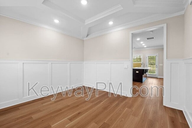 Building Photo - 557 Yuma Ln