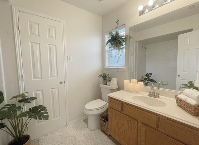 Building Photo - 18807 Harbor Key Cir