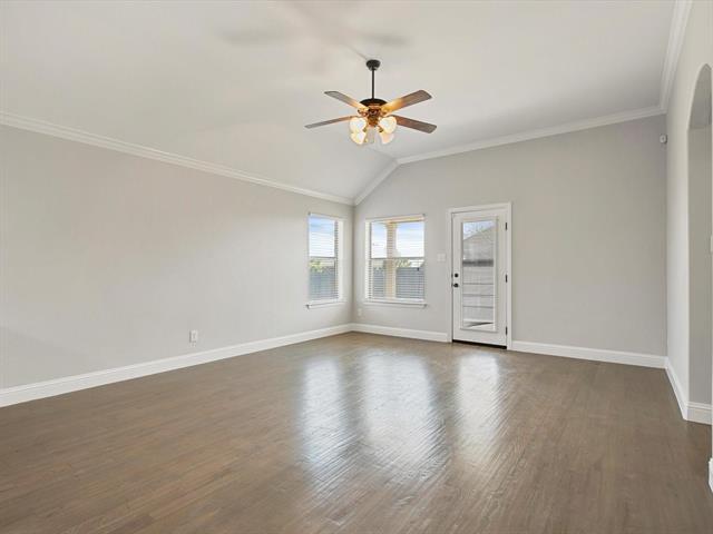 Building Photo - 224 Linden Ct