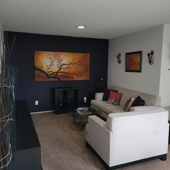 Living Room - 1236 Lincoln Ave