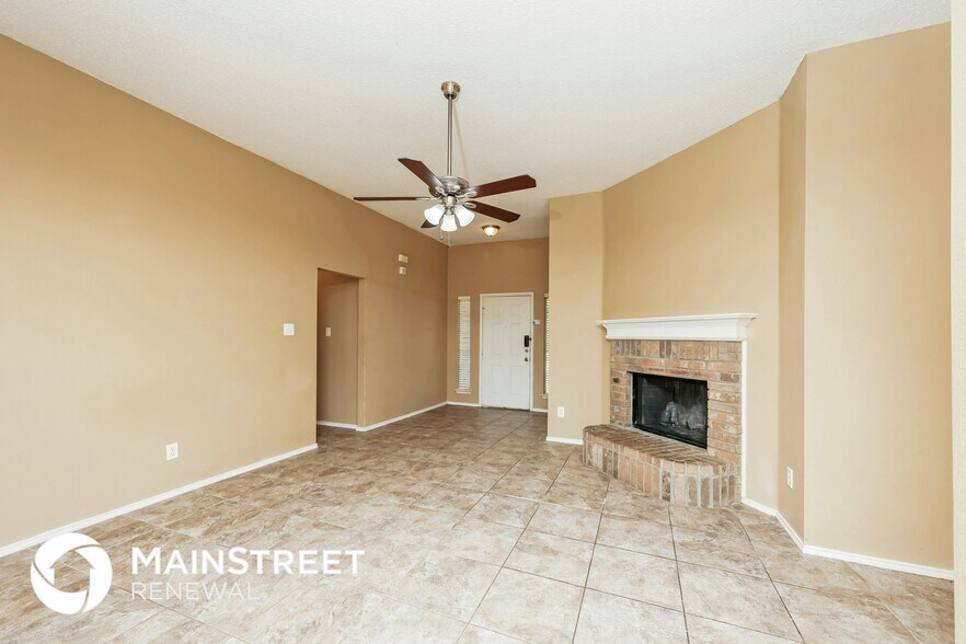 Building Photo - 449 Cambridge Dr