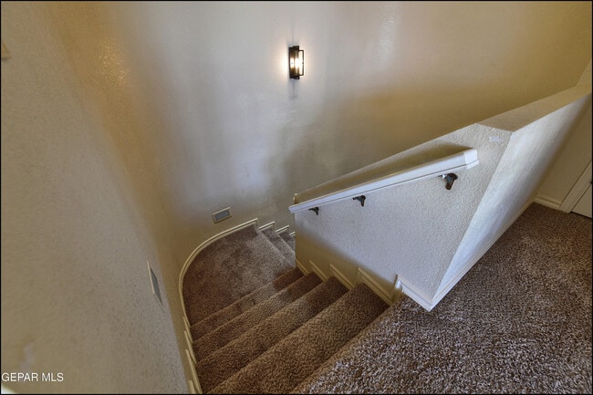 Building Photo - 6732 Pearl Ridge Dr