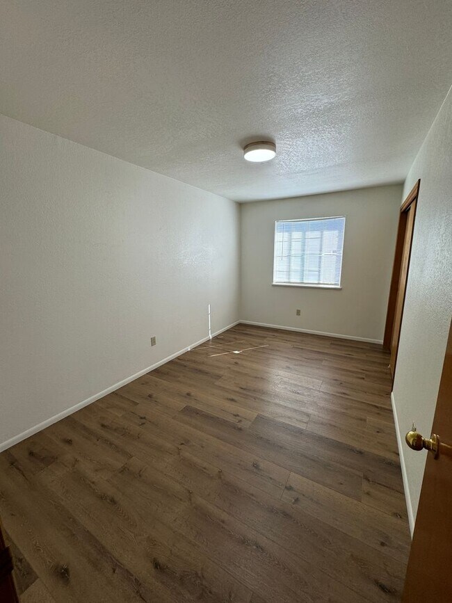 Building Photo - Newly Renovated Farmhouse style unit with new mini split for heating and cooling and garage