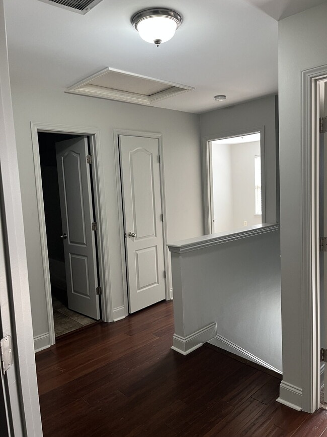 Building Photo - 2716 Nashboro Blvd