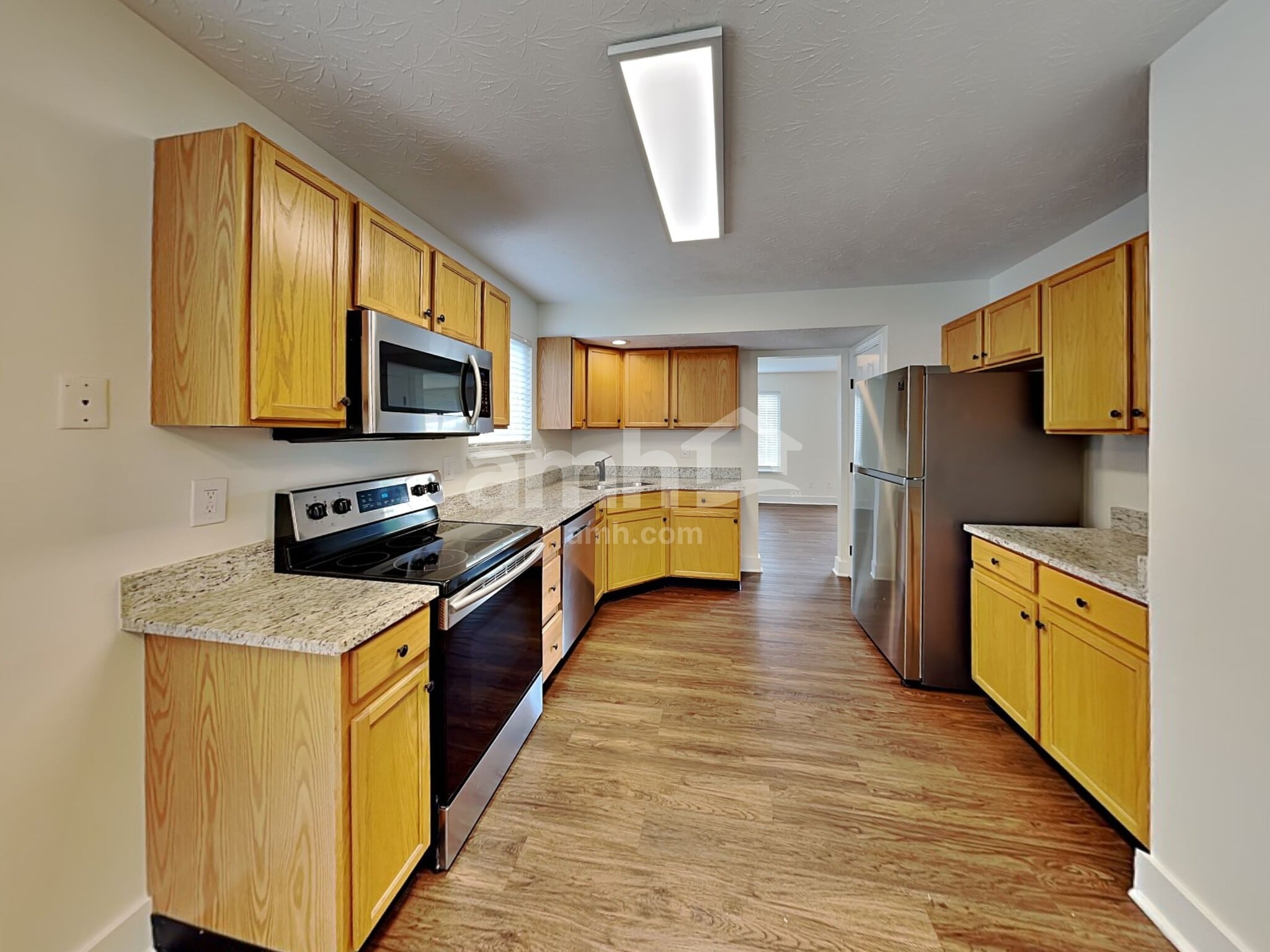 Building Photo - 1215 Brookstone Dr