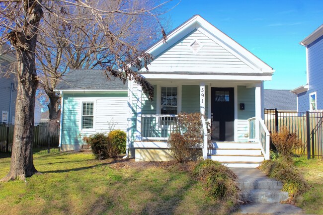 Building Photo - 591 E Cabarrus St