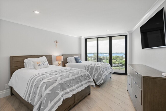 Building Photo - 3400 S Ocean Blvd
