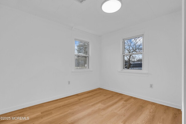 Building Photo - 1632 Farragut Ave