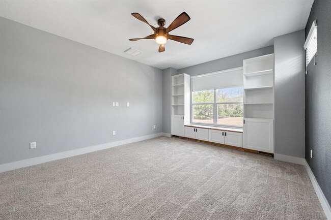 Building Photo - 1406 Casa Dr