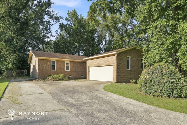 Building Photo - 2824 Knightbridge Rd
